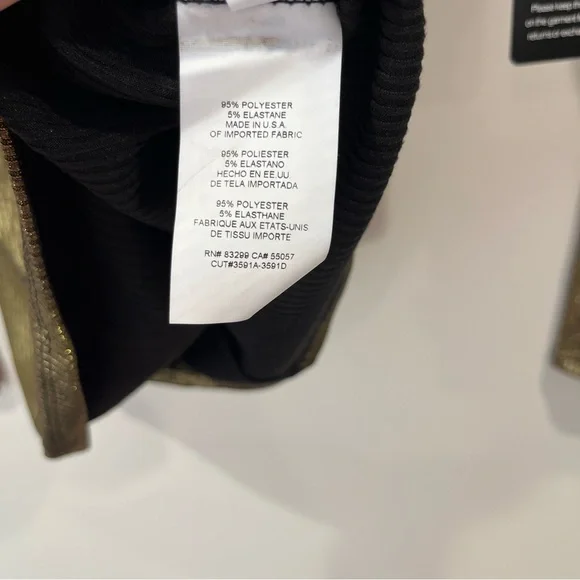 Express Metallic Shimmer gold ribbed long sleeve mock neck top size M NWT - Picture 10 of 13